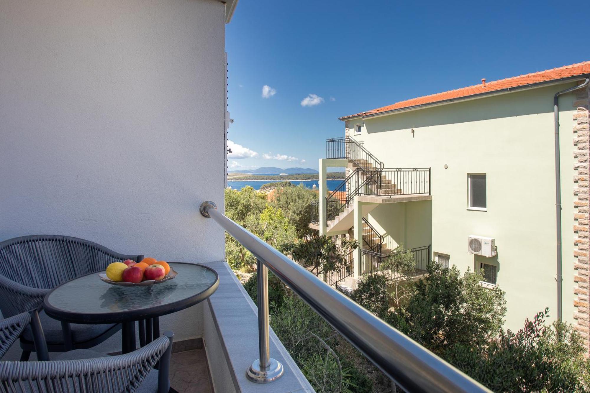 Apartmani Jakic 2 Hvar Town Bagian luar foto