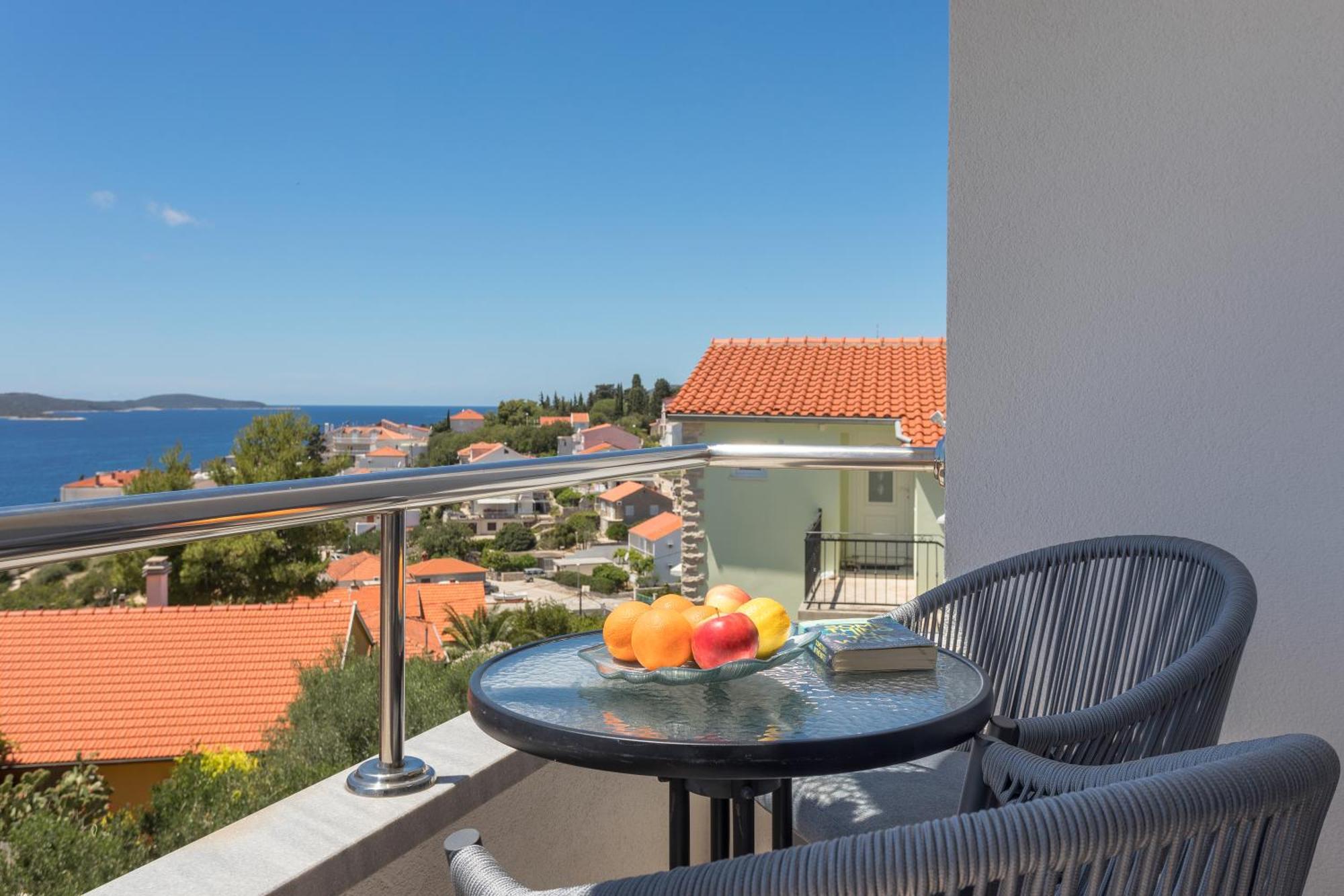 Apartmani Jakic 2 Hvar Town Bagian luar foto